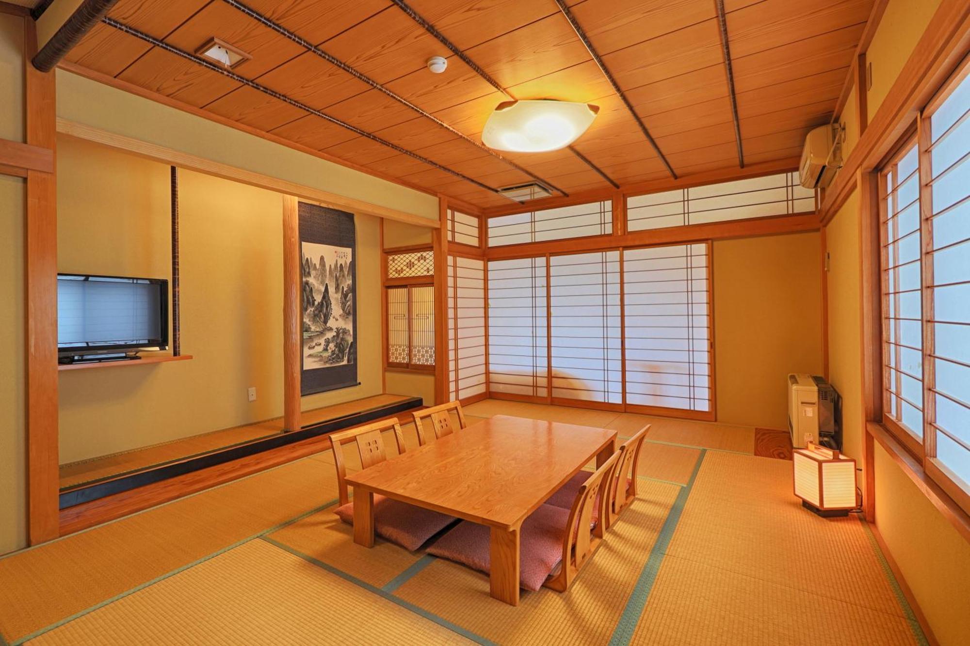 Hatago Tsubakiya Yamanakako Ruang foto